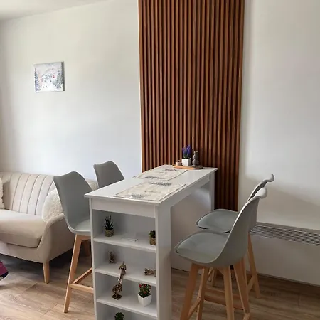 Apartment Gondola